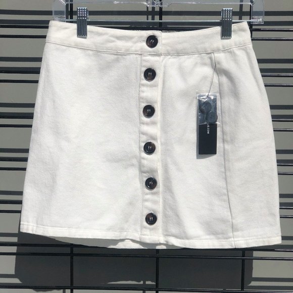 LAST CHANCE! White Button-up Skirt - Picture 2 of 3